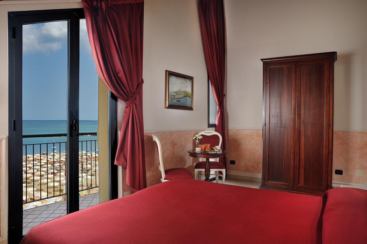Hotel Bridge Bellaria-Igea Marina Exteriér fotografie